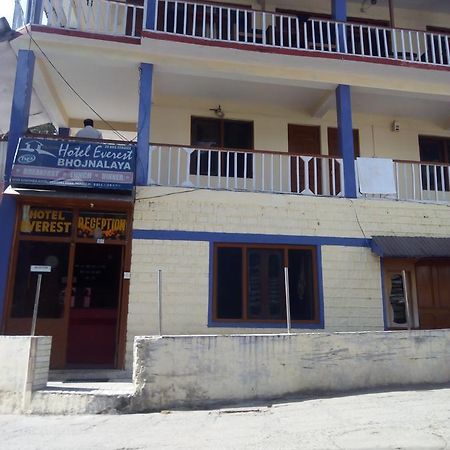 Hotel Everest Маналі Екстер'єр фото